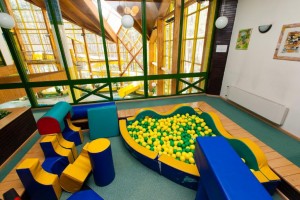 Ośrodek w Dąbkach - pokój zabaw dla dzieci